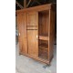 Lemari pakaian 3 pintu
